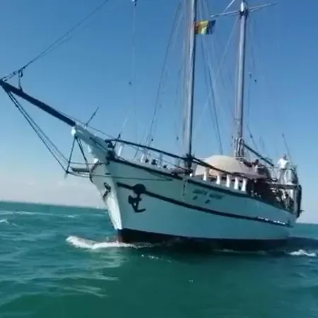 Corabia Santa Marina